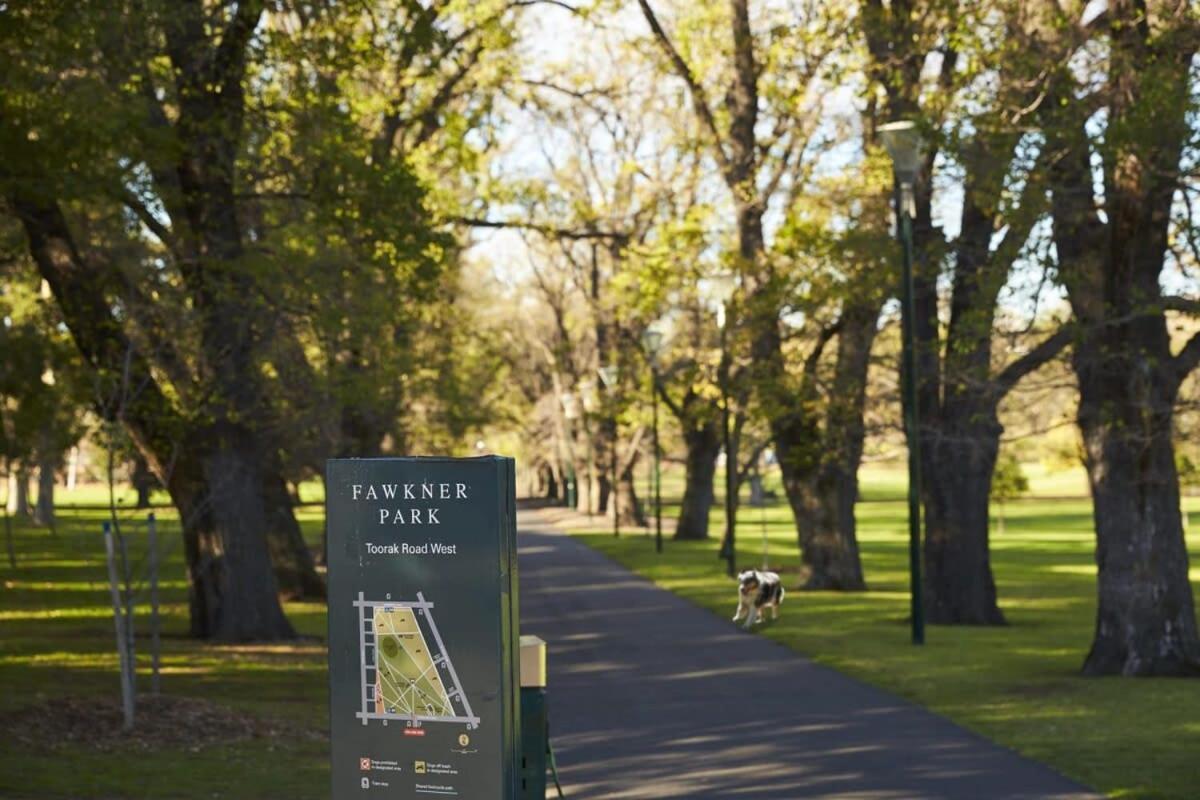 Pride Fawkner Apartments Bay-View Melbourne Luaran gambar